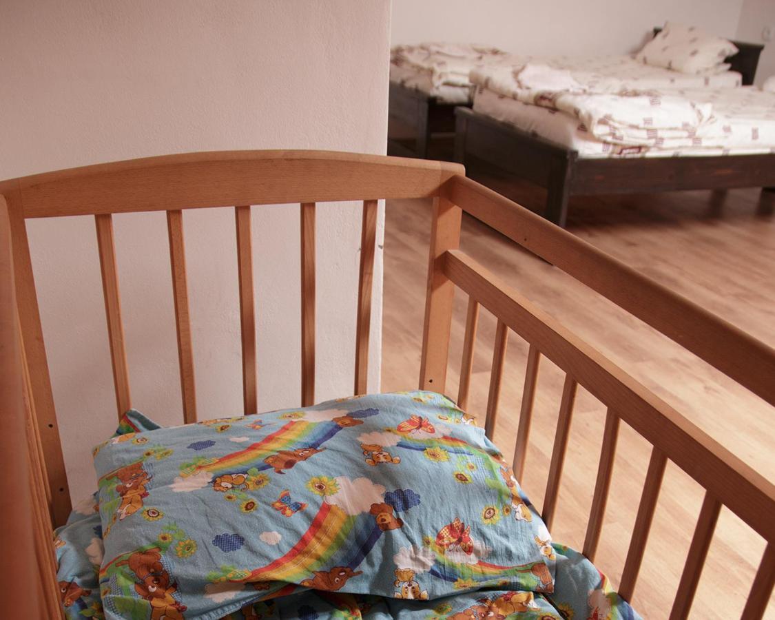 Hotel U Dvori Podgorodtsy Esterno foto